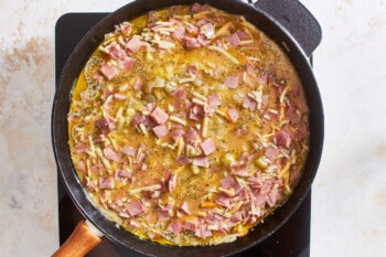 how to make apple ham and cheese frittata