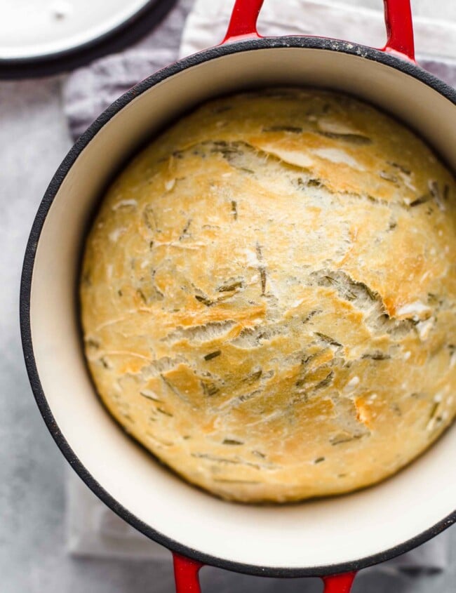 Dutch Oven Bread is such a simple way to make homemade bread. Making no knead bread in a dutch oven is just so easy, it's completely changed the way I think about baking bread! This Rosemary Bread with Sea Salt is simply perfect & tastes amazing. If you're looking for an easy bread recipe, this is it!