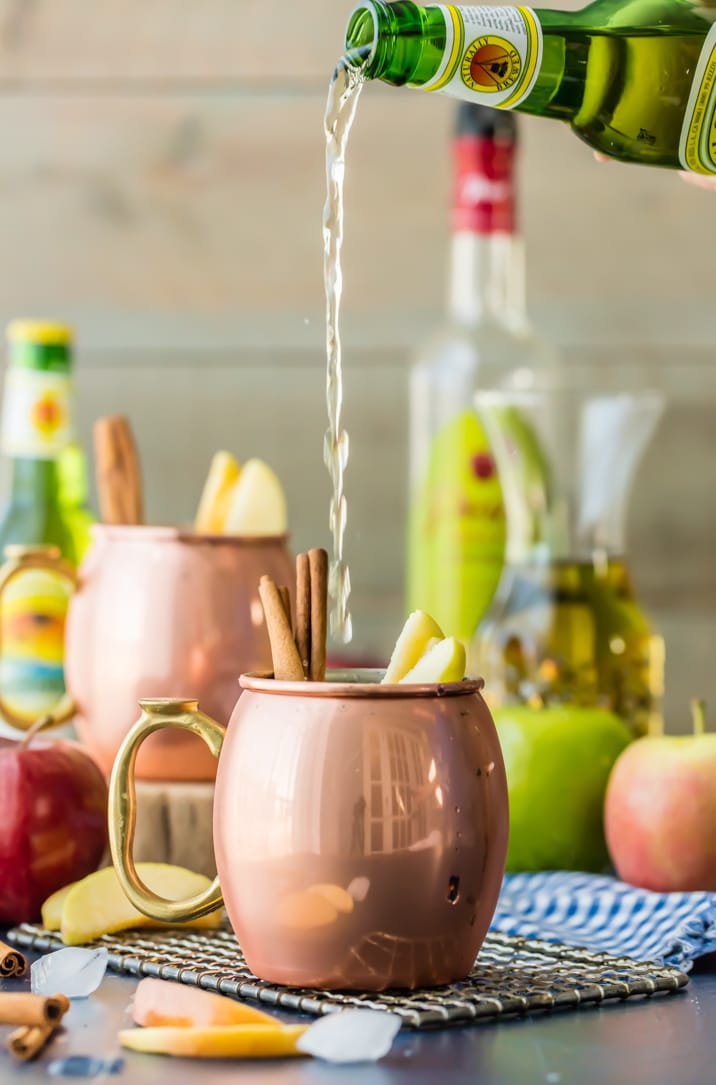 liquid pouring into a moscow mule