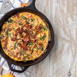 a skillet full of blt frittata