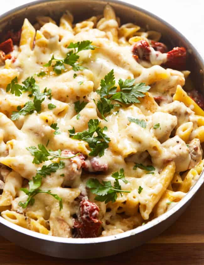 one pot chicken alfredo in skillet