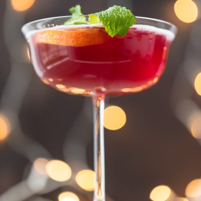 holiday flirtini in a glass