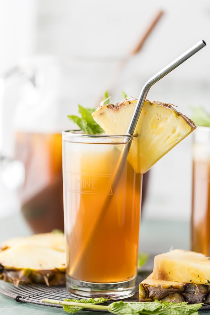 Skinny Pineapple Sweet tea