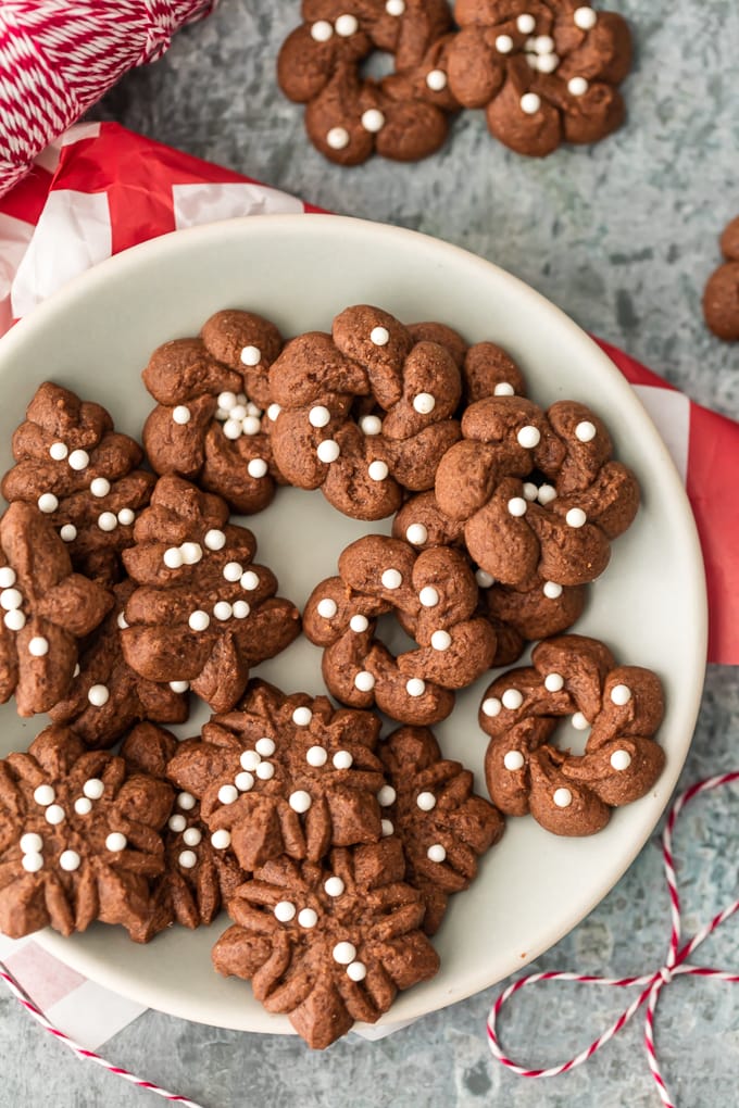 A plate of spritz christmas cookies