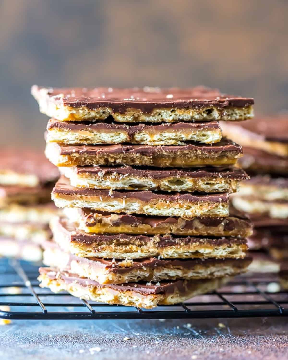 stacked salting cracker toffee