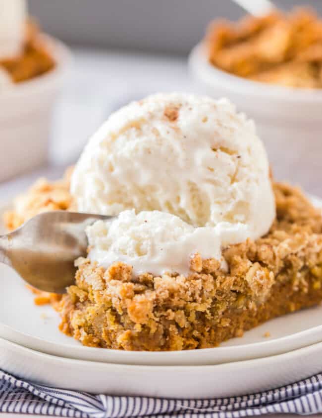 fork digging in to pumpkin crisp