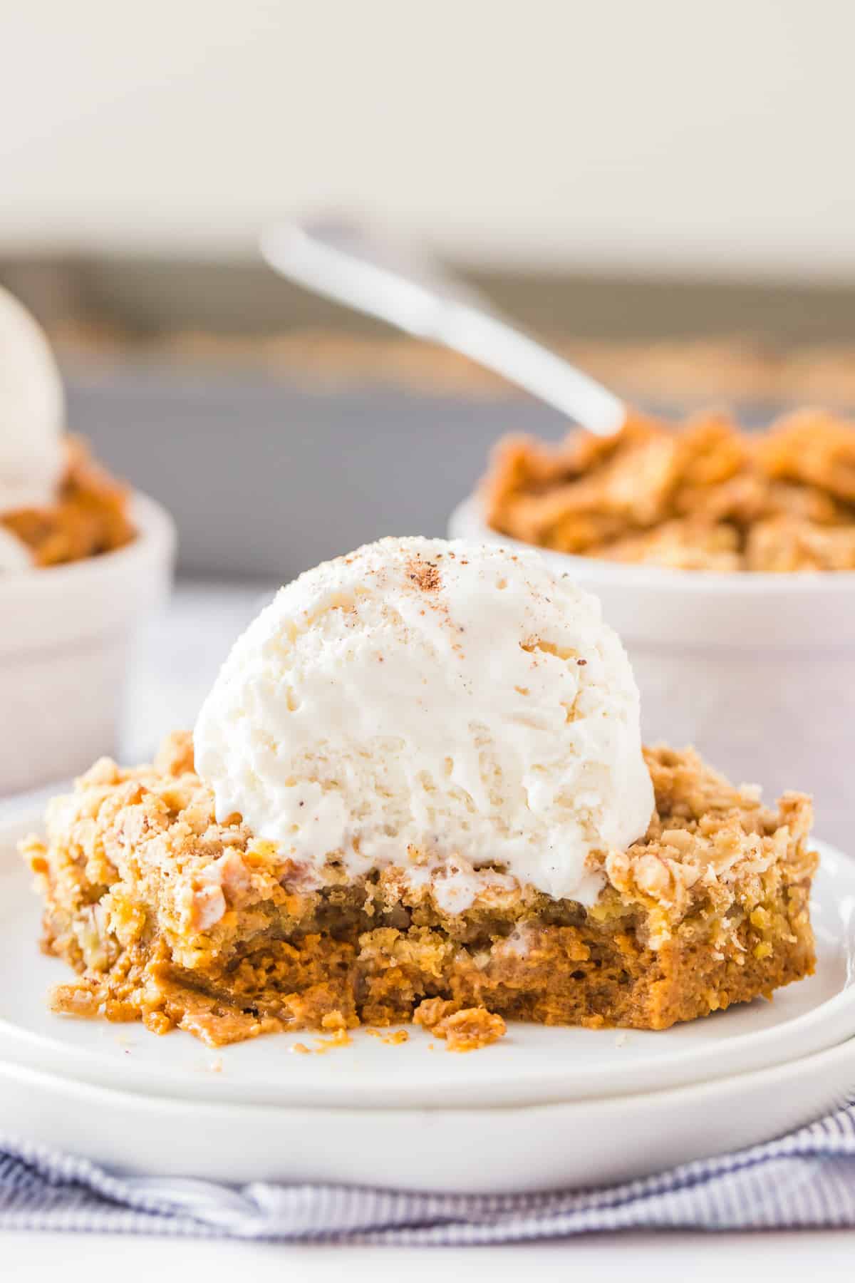 slice of pumpkin crisp with ice cream