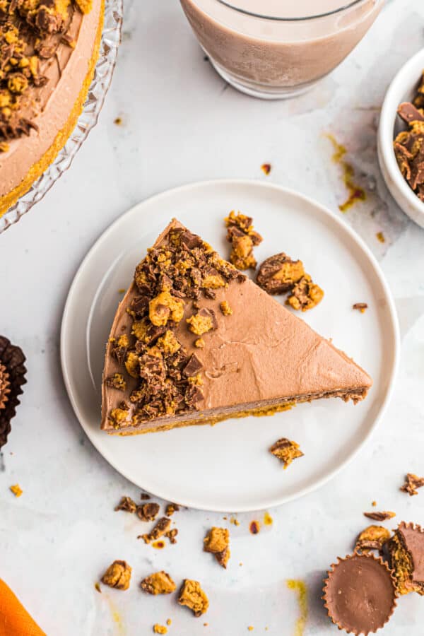 overhead image of slice of no bake cheesecake on plate