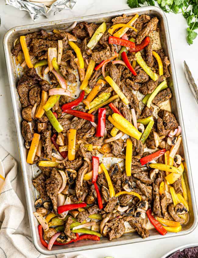 sheet pan steak fajitas