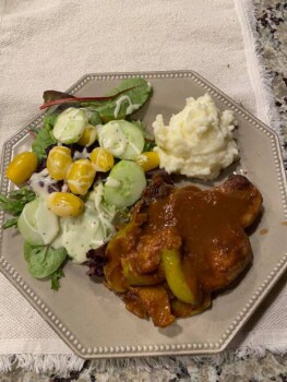 apple butter porkchops.jpg