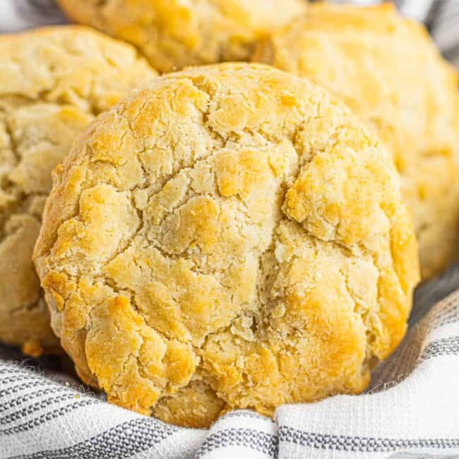 gluten free biscuit in basket