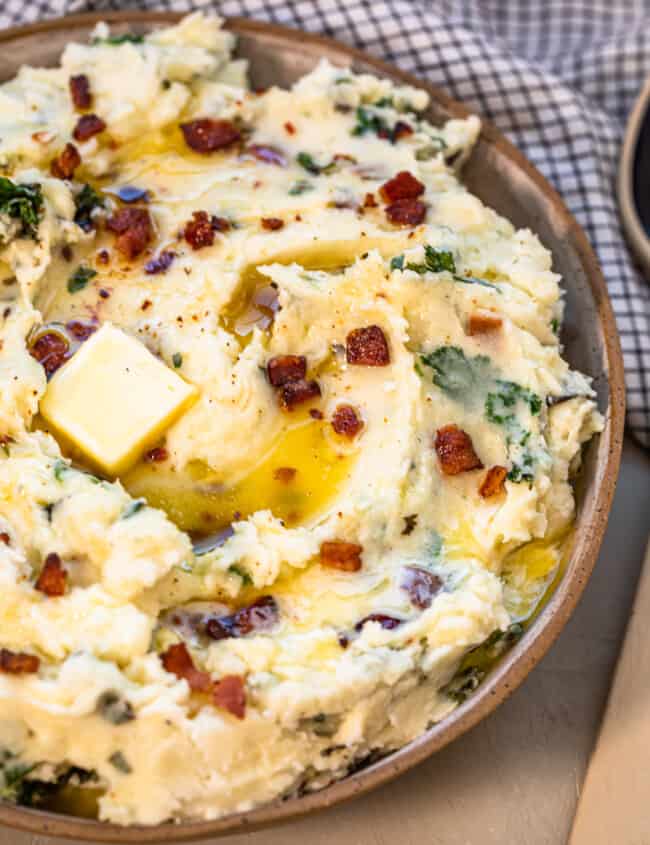 colcannon potatoes in bowl