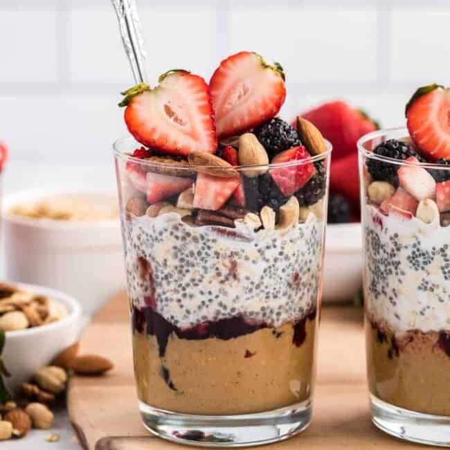 featured pbj overnight oats