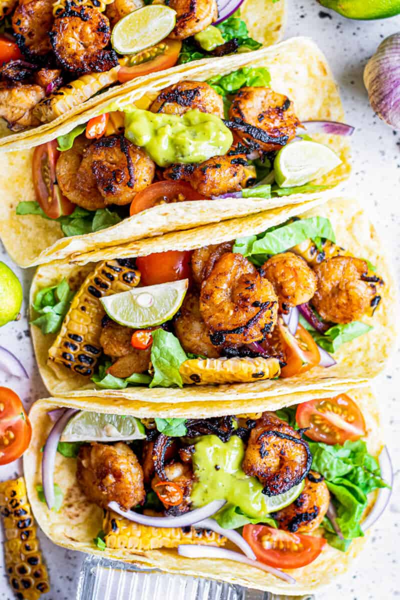 shrimp fajitas in flour tortillas