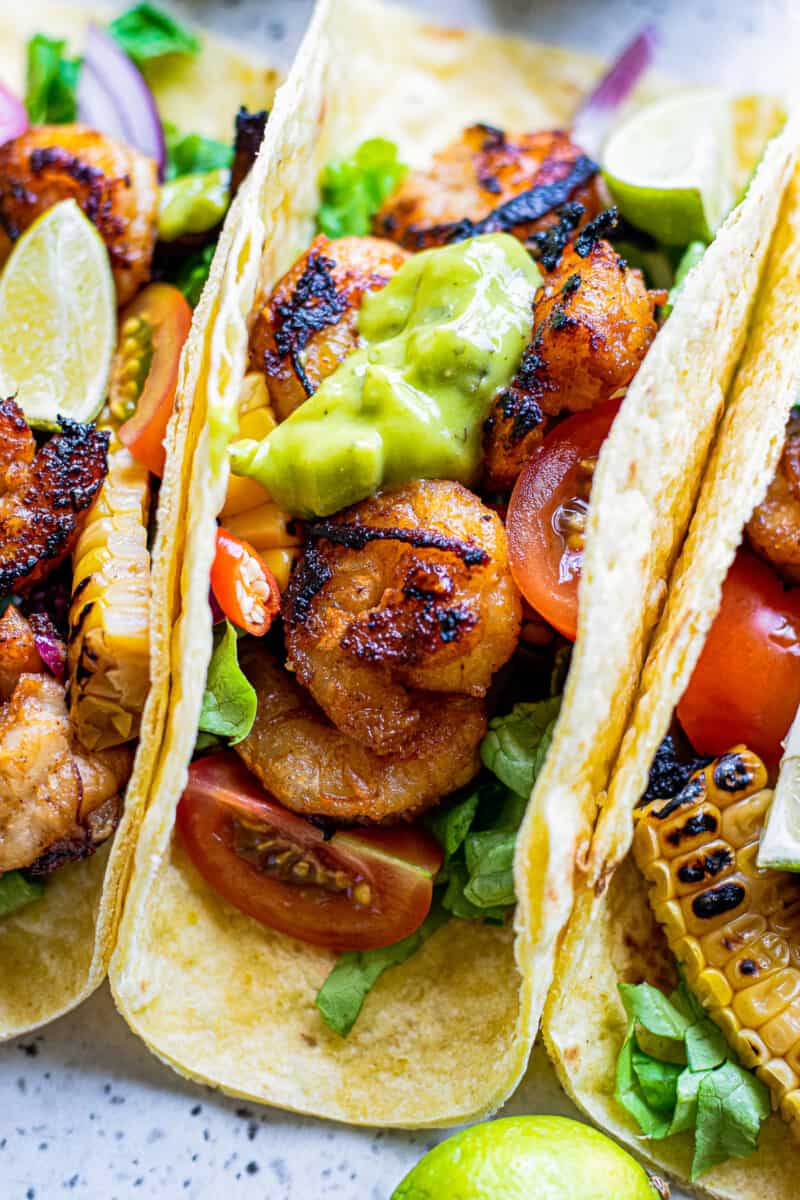 shrimp fajitas in flour tortillas