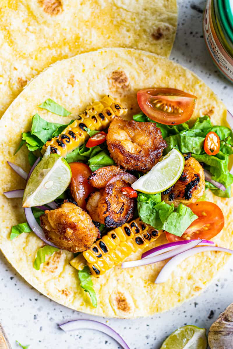 shrimp fajitas in flour tortillas