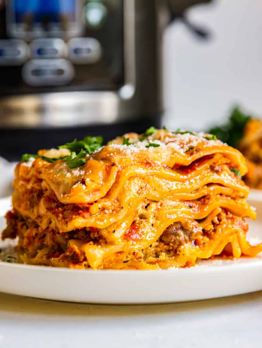 inside of slice of crockpot lasagna