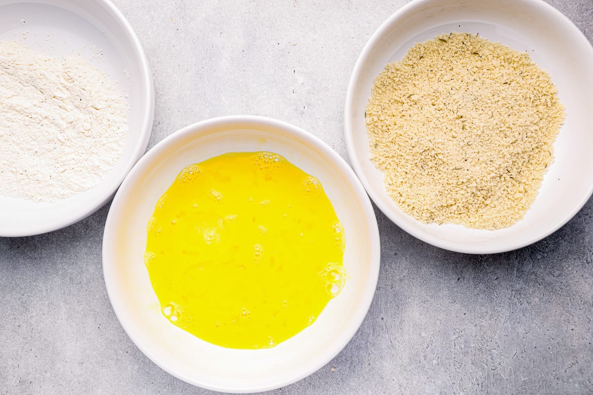 dredging ingredients in 3 white bowls.