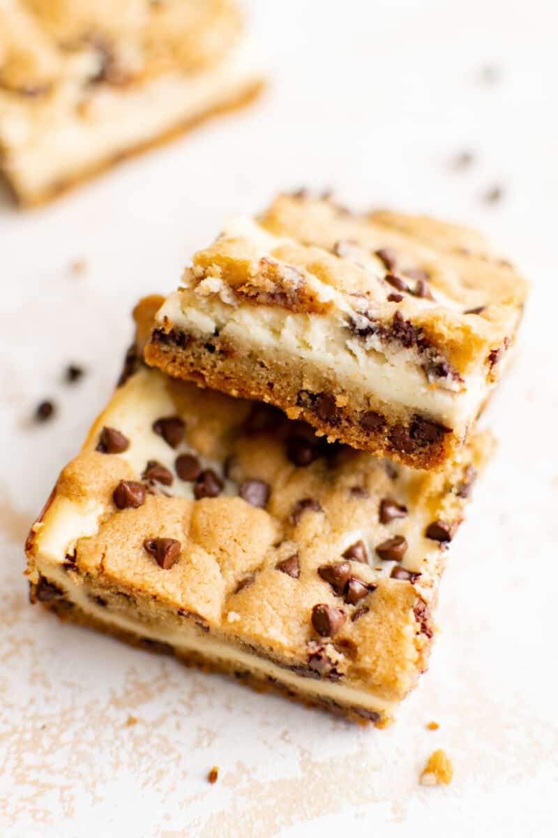 chocolate chip cookie cheesecake bars