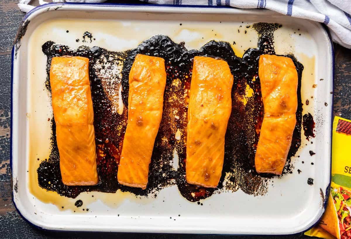 Salmon filets on a baking tray